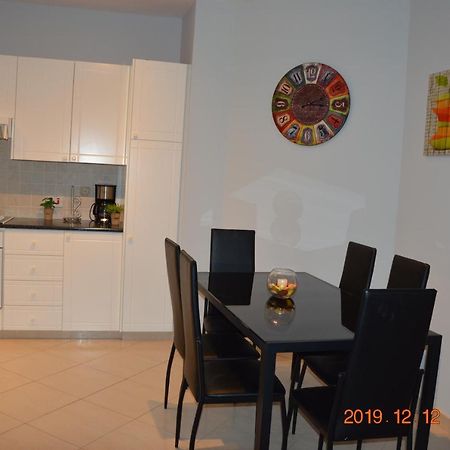 Luxury Apartment Paphos Eksteriør billede