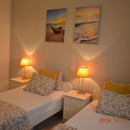 Luxury Apartment Paphos Eksteriør billede
