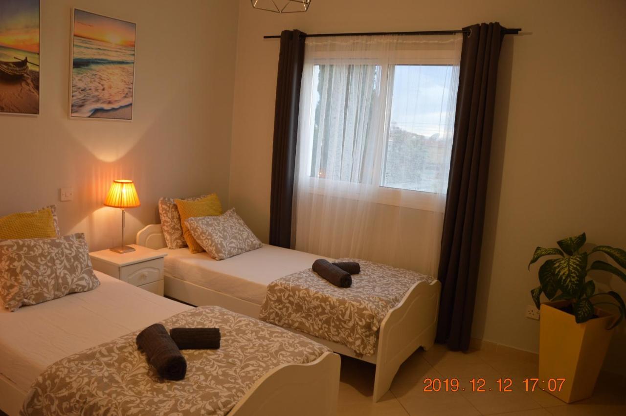 Luxury Apartment Paphos Eksteriør billede