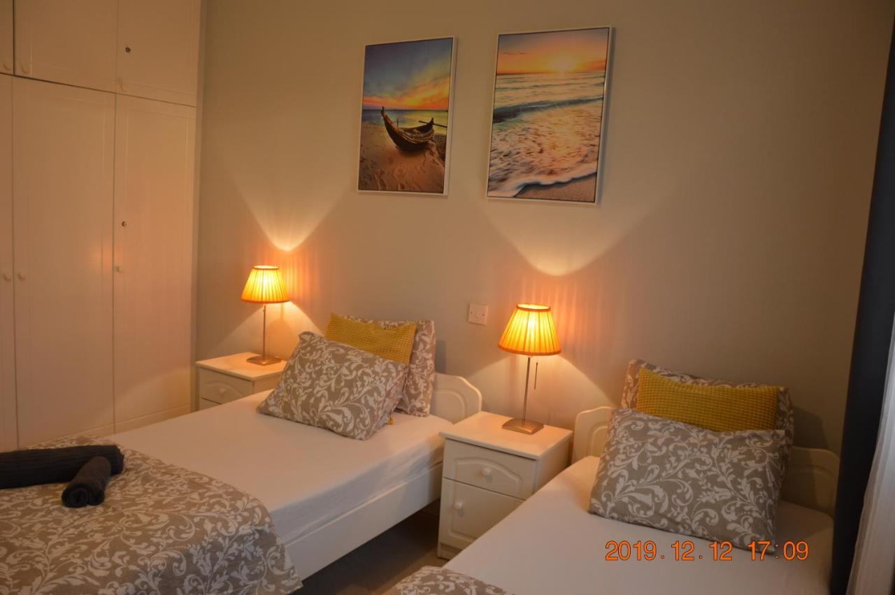 Luxury Apartment Paphos Eksteriør billede