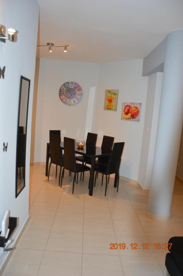 Luxury Apartment Paphos Eksteriør billede