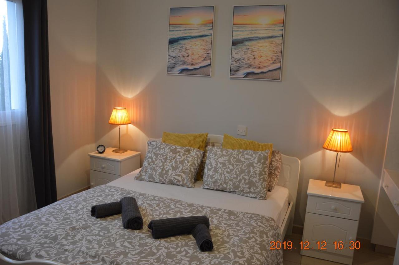 Luxury Apartment Paphos Eksteriør billede